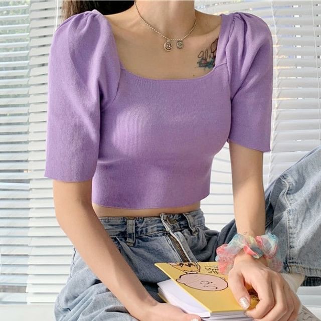 Sisyphi-Short-Sleeve Square Neck Plain Crop Knit Top