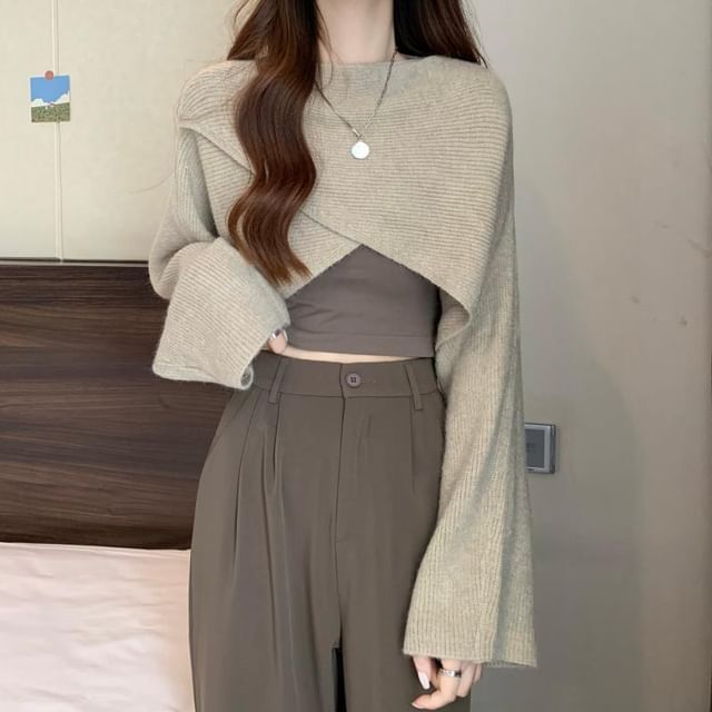 Sisyphi-Long-Sleeve Round Neck Plain Crop Top Plain Cami Top Set