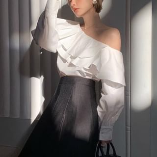 Odestra-One-Shoulder Plain Ruffle Blouse