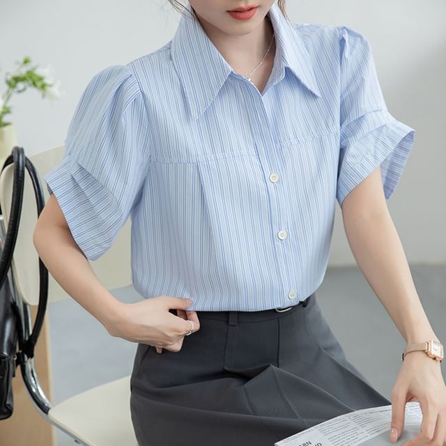 Odestra-Short-Sleeve Striped Shirt