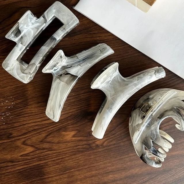 Allyrinta-Marble Effect Hair Claw