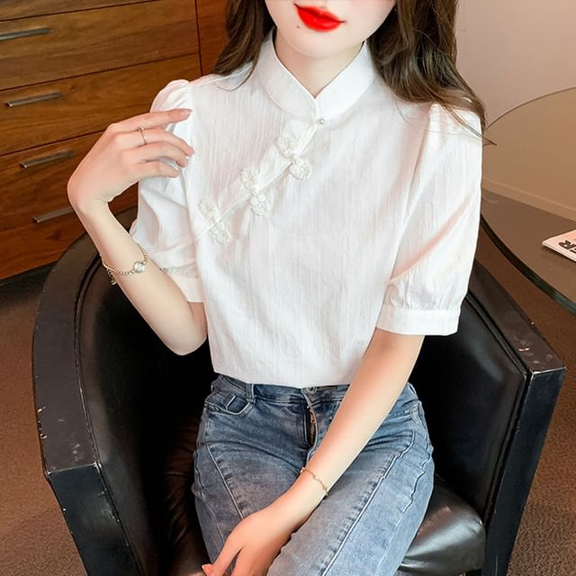 Dragan Pulse-Elbow-Sleeve Stand Collar Plain Frog Buttoned Blouse