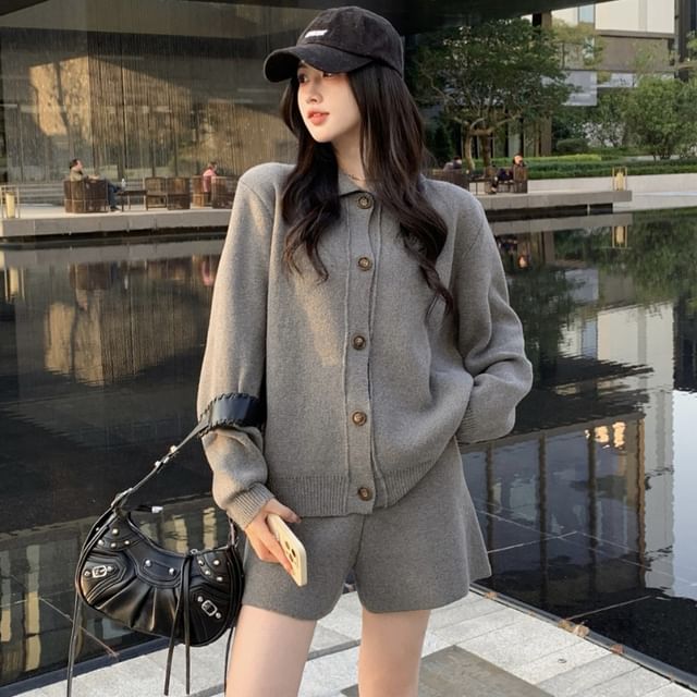 Dute-Button-Up Plain Cardigan Knit Shorts