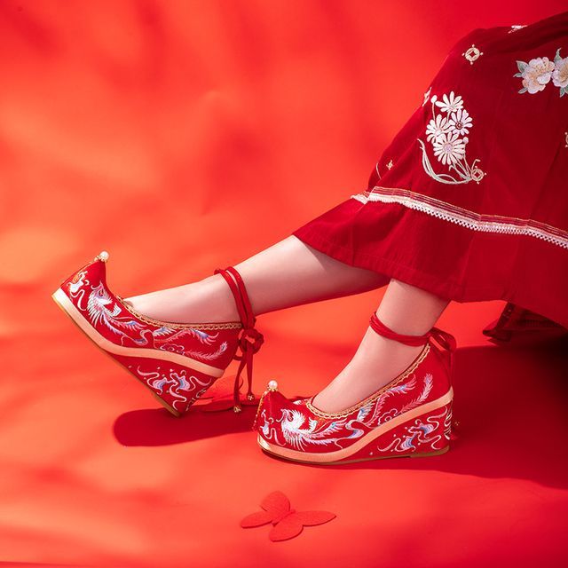 Embroidered Traditional Chinese Hanfu Shoes | Hanfu Story