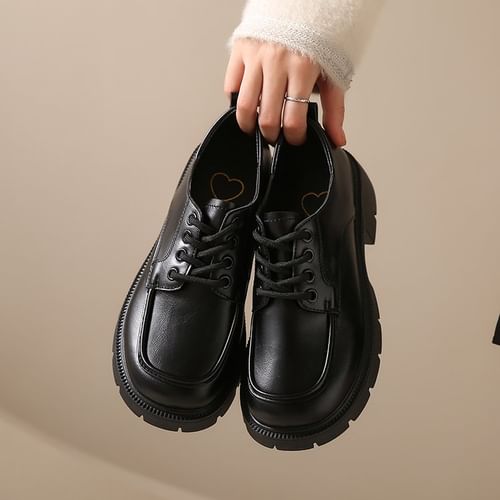 Bolitin - Faux Leather Platform Lace-Up Shoes