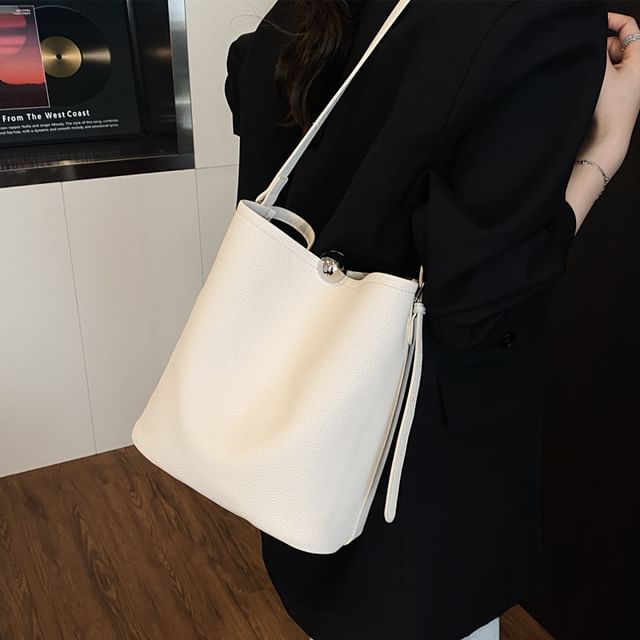 Skyglow-Faux Leather Plain Bucket Bag