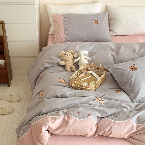 Cute Bear Print Bedding Set