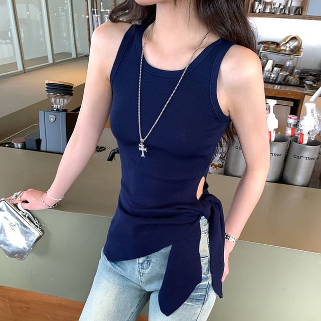 Asiris-Crewneck Plain Knit Tank Top
