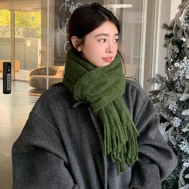 Pompabee-Plain Fringe Scarf