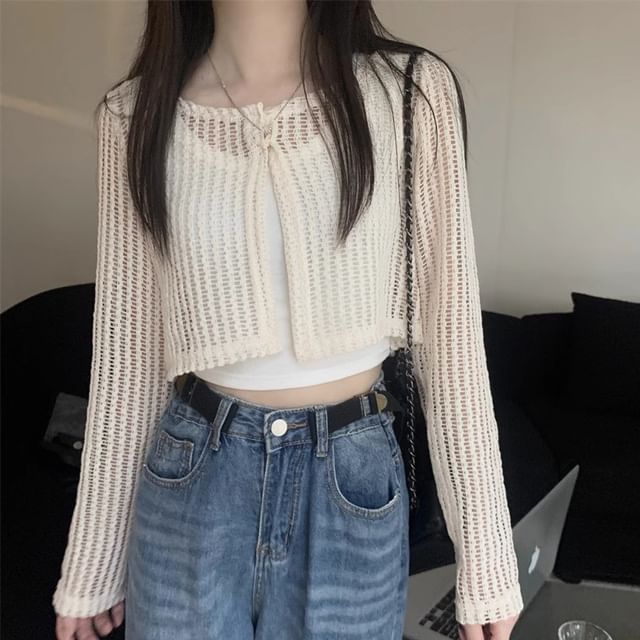 Essere-Crew Neck Plain Perforated Buttoned Slit Crop Cardigan