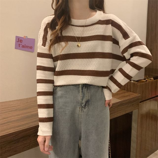 Sisyphi-Long-Sleeve Crewneck Striped Knit Top