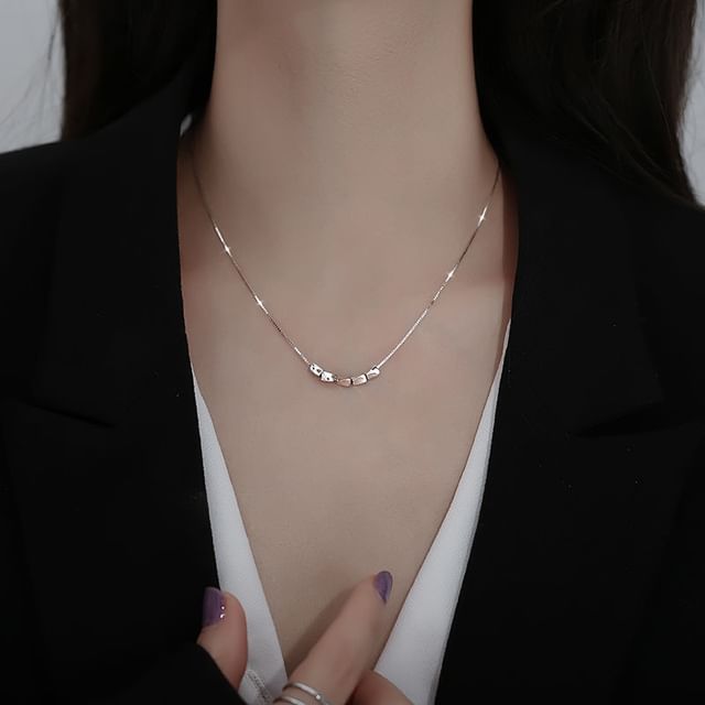 Seirios-Irregular Bead Pendant Alloy Necklace