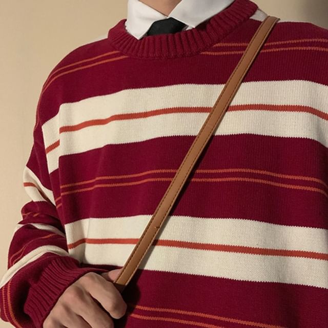 DuckleBeam-Striped Crew Neck Oversized Sweater