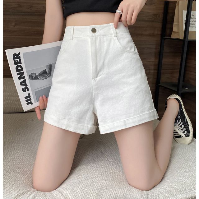 HIGH-WAIST SHORT: WHITE