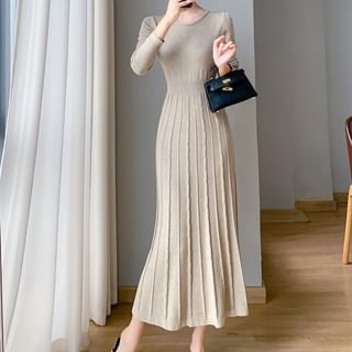 Aurora Long-Sleeve Round Neck Plain Midi A-Line Knit Dress