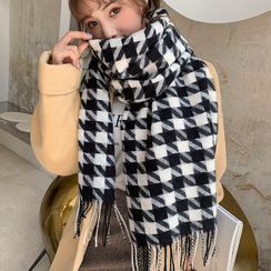 UACY - Houndstooth Scarf