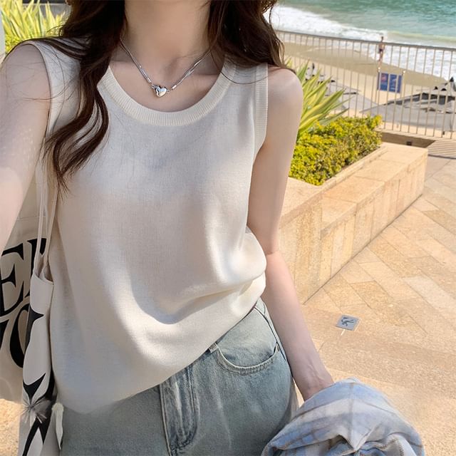 Gwendolyn-Crew Neck Knit Tank Top