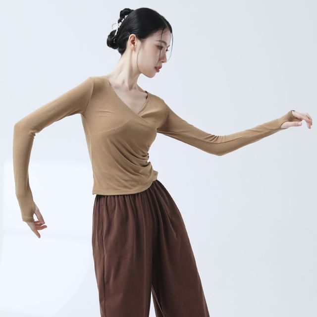 femmal-Long-Sleeve V-Neck Plain Top