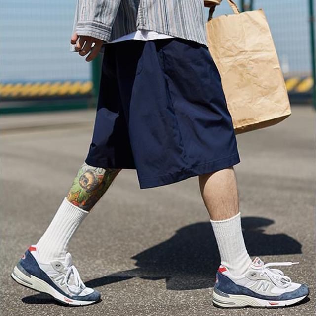 GRAYCIOUS-Elastic Waist Plain Shorts