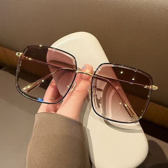 MOL Girl-Square Sunglasses