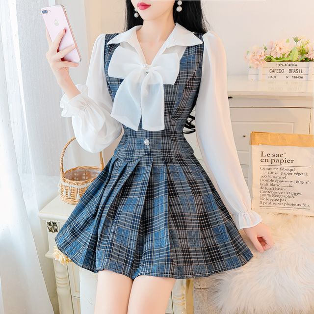 Moregirl Set: Long-Sleeve Plaid Crop Top High Rise Pleated A