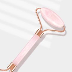 FACE FACTORY - Rose Quartz Face Roller FACE FACTORY - Rose Quartz Face Roller
