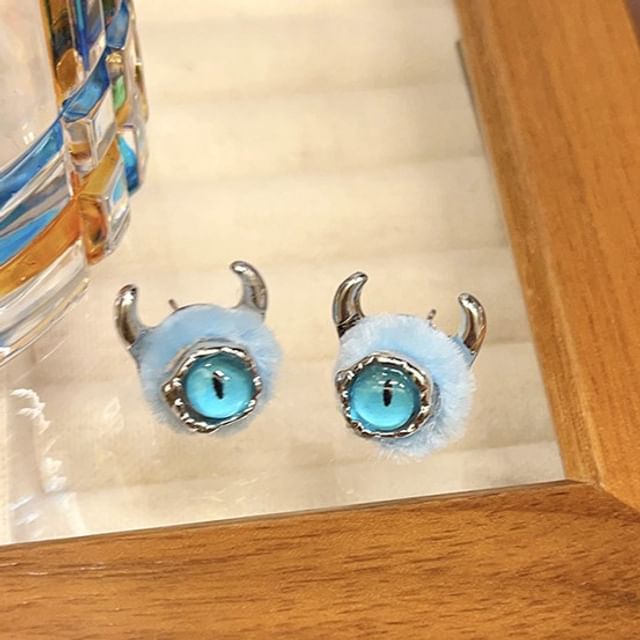 Kiren-Evil Eye Chenille Stud Earring