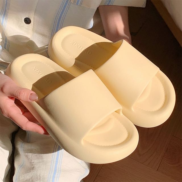 Honkizz-Platform Plain Home Slippers