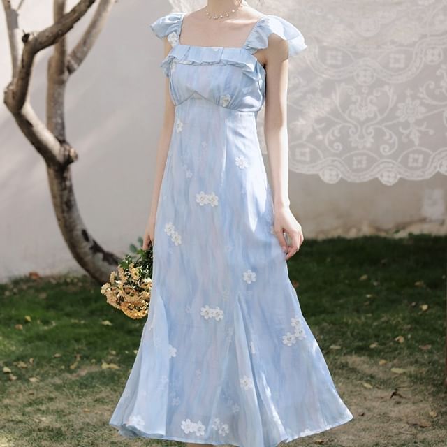green emerald velvet dress Navy Rice Plume Embroidery Tulle Gown With Pleated Skirt main image 0