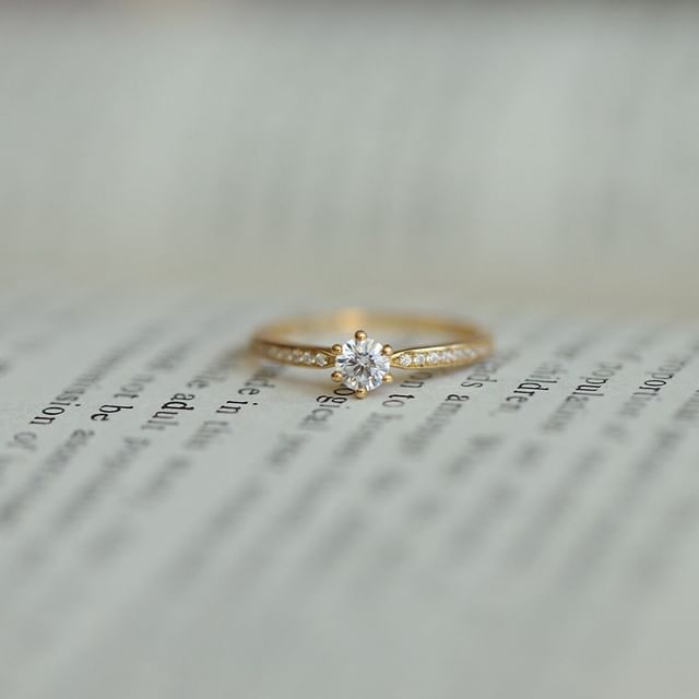 Phoenoa-925 Sterling Silver Cubic Zirconia Ring