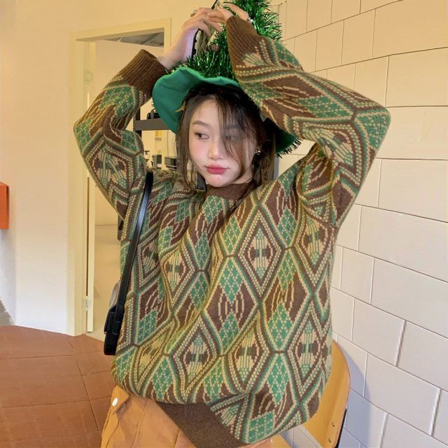 Ashlee - Crew Neck Patterned Oversized Sweater | YesStyle