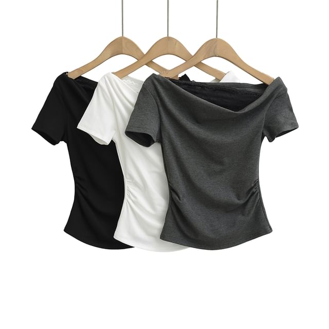 Ulark-Short-Sleeve Asymmetrical Plain Crop Top