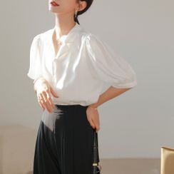 Librarian - Puff-Sleeve Collared Blouse