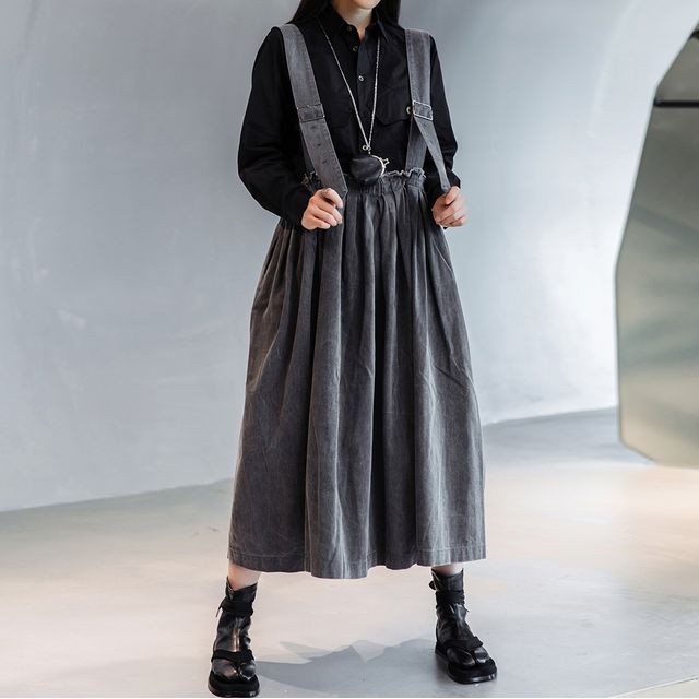 black overall dress midi chouyatou Women's Loose Corduroy Spaghetti Strap Overall Dress A Line Flare Pinafore Midi Jumper Dress (X-Small,Black) at Amazon Women's Clothing store