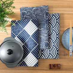 Non-Slip Lacy Silicon Table Mat