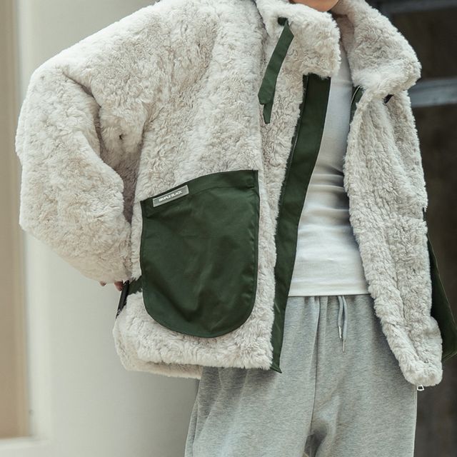 SIMPLE BLACK-Pocket Detail Faux Fur Jacket