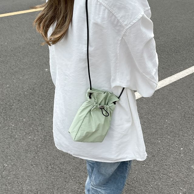 Maorong-Drawstring Nylon Crossbody Bag