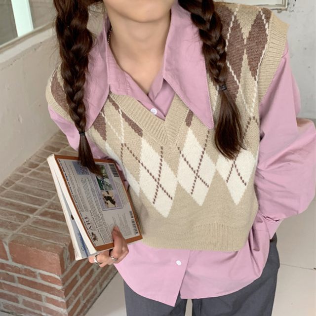 Gilmort-Argyle Sweater Vest Plain Shirt