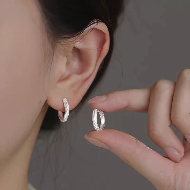 Halfla-Textured Hoop Earring