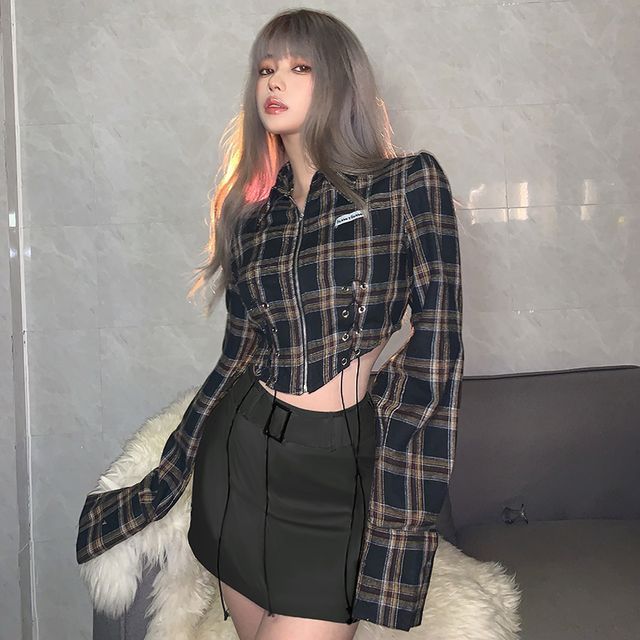 Everose-Long-Sleeve Plain Crop Shirt
