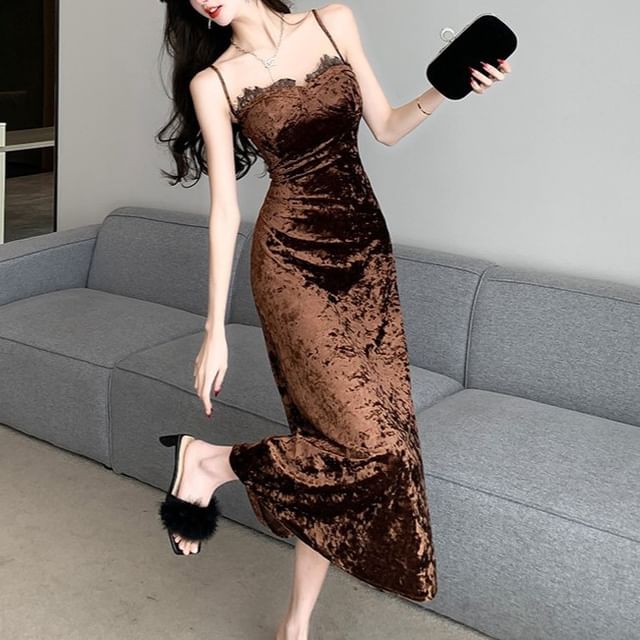 Aurora - Spaghetti Strap Glitter Velvet Midi A-Line Dress | YesStyle