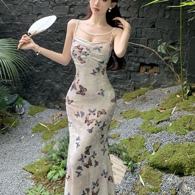 Princess Road Spaghetti Strap Sweetheart Neckline Butterfly