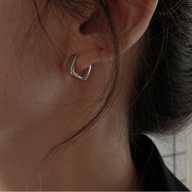 Hansha-Square Sterling Silver Earring