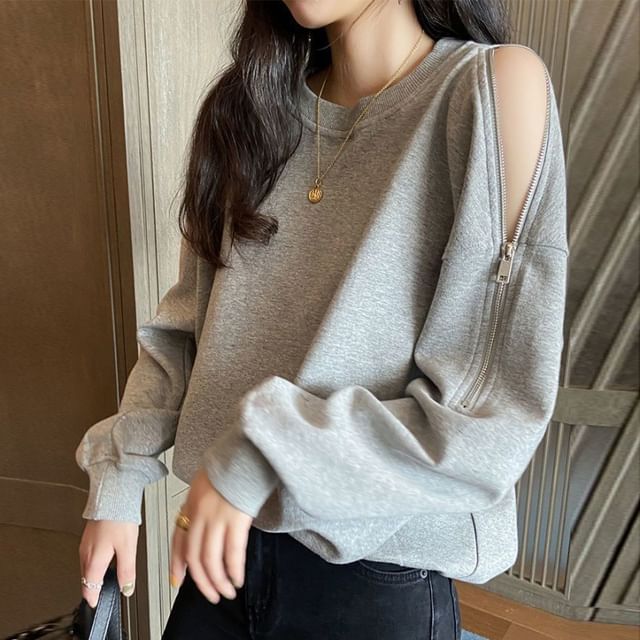 Hevnir-Crew Neck Cold Shoulder Zip Accent Pullover