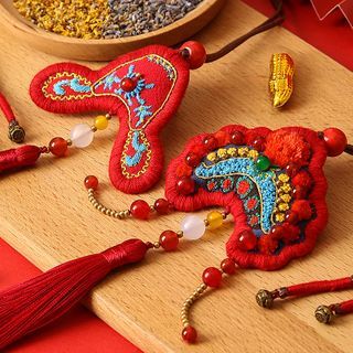 Embroidery Kingdom - Couple Matching Amulet DIY Embroidery Kit | YesStyle