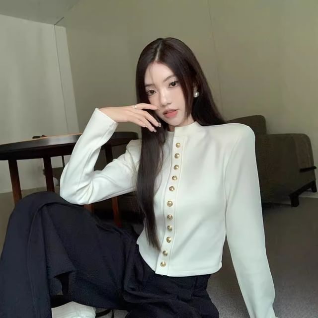 Essere-Plain Button-Up Crop Cardigan
