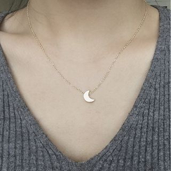 Ignar - Alloy Moon Pendant Necklace Ignar - Alloy Moon Pendant Necklace