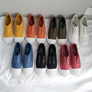 laceless canvas sneakers