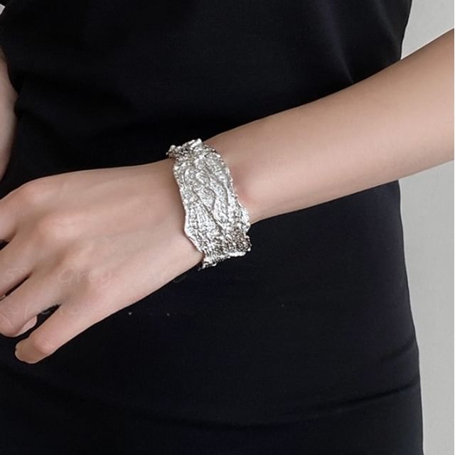 Jael-Irregular Textured Alloy Open Bangle