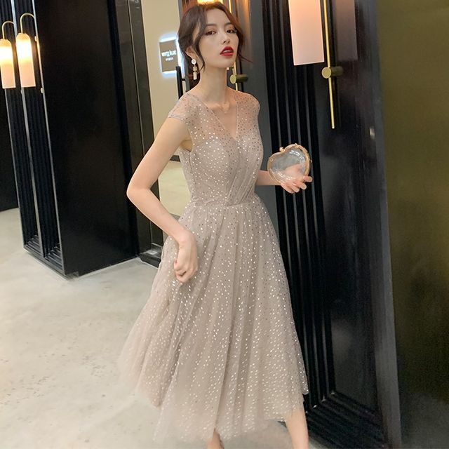 sew a line dress Sew Different Ripple Dress – The Fold Line main image 0